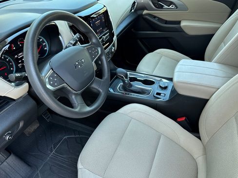 Used 2022 Chevrolet Traverse LS w/ Midnight/Sport Edition image 9