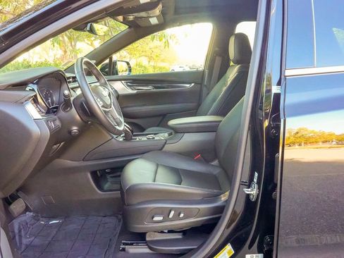 Used 2024 Cadillac XT5 Premium Luxury image 17