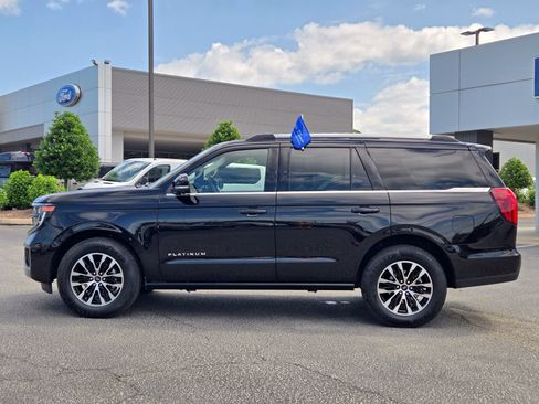 Certified 2025 Ford Expedition Platinum AWD/4WD image 13