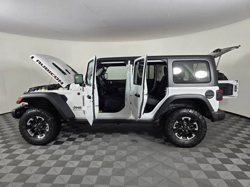 New 2026 Jeep Wrangler Unlimited Rubicon w/ Steel Bumper Group image 16