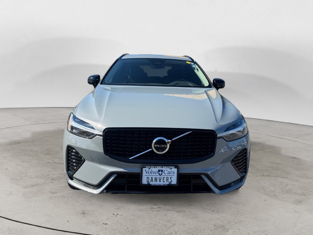 Certified 2024 Volvo XC60 B5 Plus AWD/4WD image 29