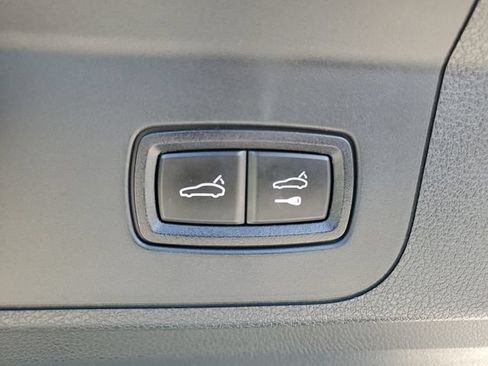 Used 2020 Porsche Panamera 4 AWD/4WD image 42