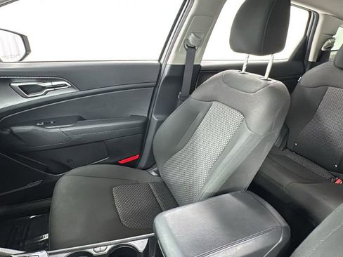 Used 2024 Kia Sportage LX image 13
