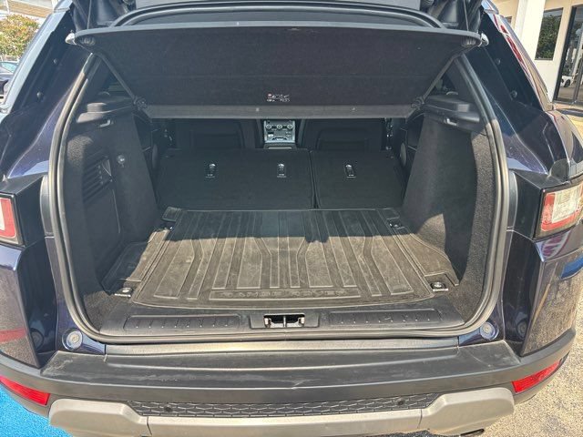 Used 2018 Land Rover Range Rover Evoque SE AWD/4WD image 14
