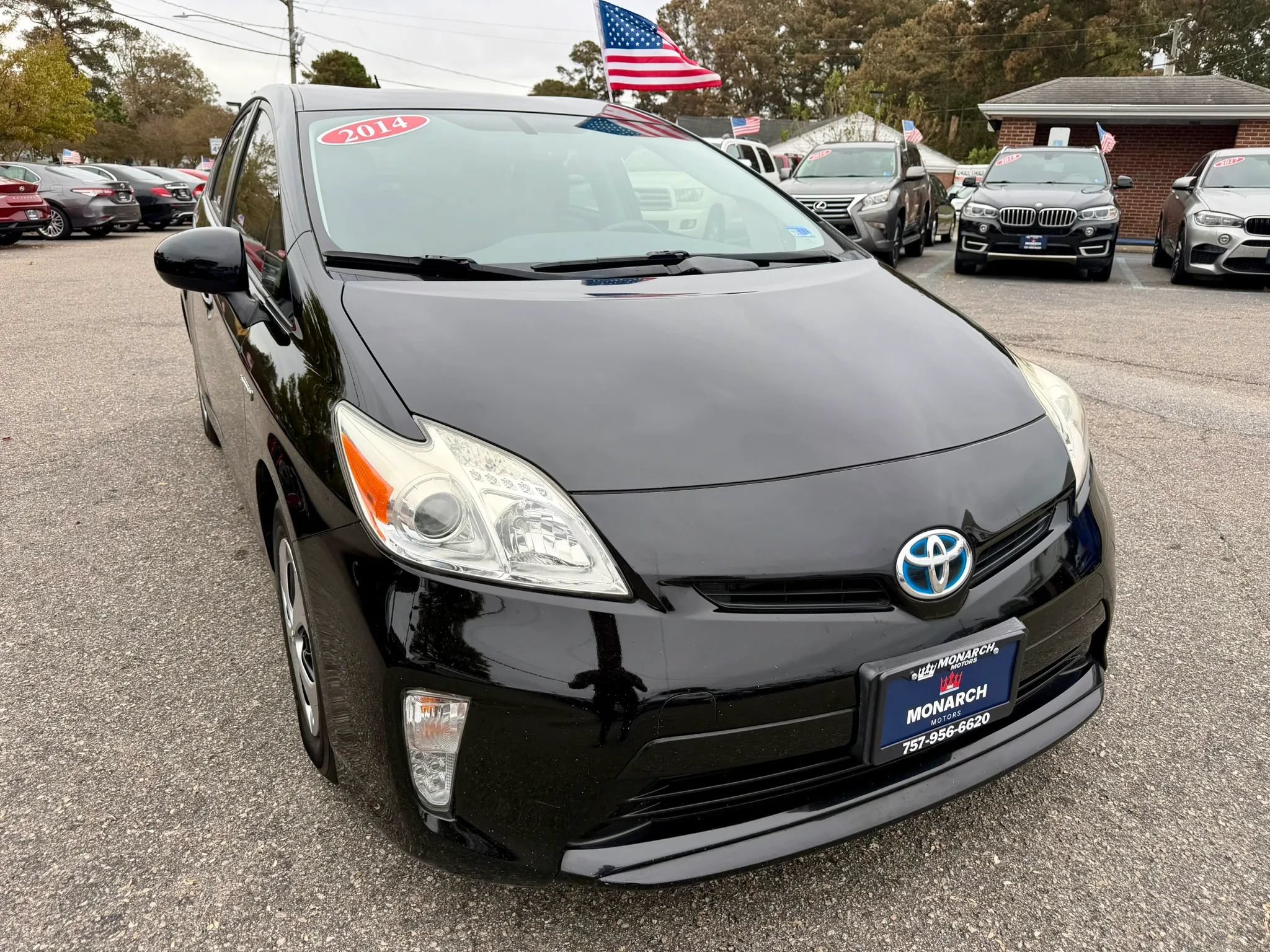 Used 2014 Toyota Prius Four FWD image 7