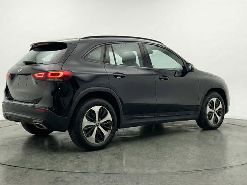 Used 2025 Mercedes-Benz GLA 250 image 9