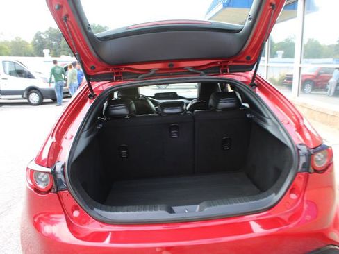 Used 2021 MAZDA MAZDA3 s image 17