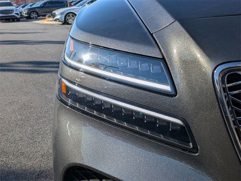 Used 2025 Genesis GV80 3.5T Advanced image 9