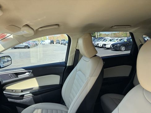 Used 2021 Ford Edge SEL w/ Cargo Accessory Package AWD/4WD image 11