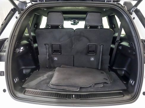 Used 2023 Jeep Grand Cherokee L Laredo image 27