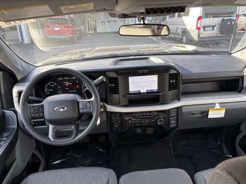 New 2026 Ford F250 XL w/ STX Appearance Package AWD/4WD image 7