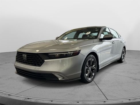Certified 2023 Honda Accord EX image 2