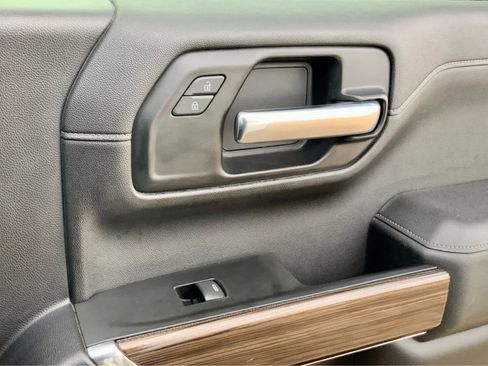 Used 2020 Chevrolet Silverado 1500 LT Trail Boss image 55