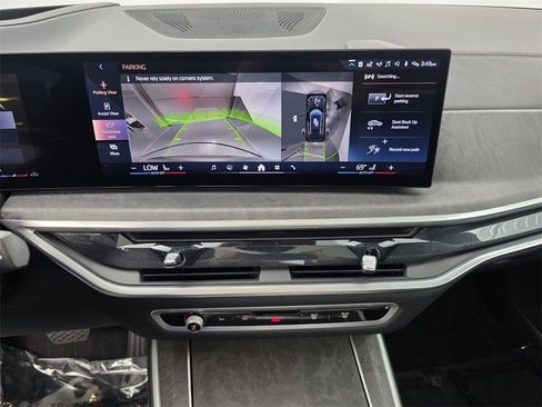 Used 2025 BMW X5 sDrive40i w/ Premium Package image 20