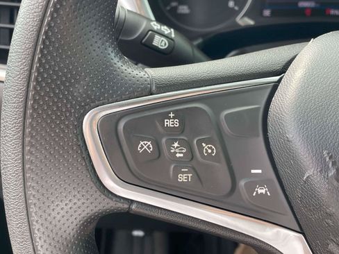 Used 2022 Chevrolet Equinox LS w/ LS Convenience Package FWD image 18