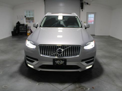 Used 2023 Volvo XC90 B5 Plus image 58