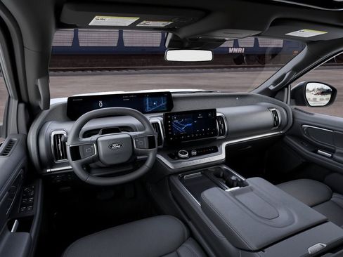 New 2027 Ford Expedition Platinum w/ Stealth Performance Package AWD/4WD image 9