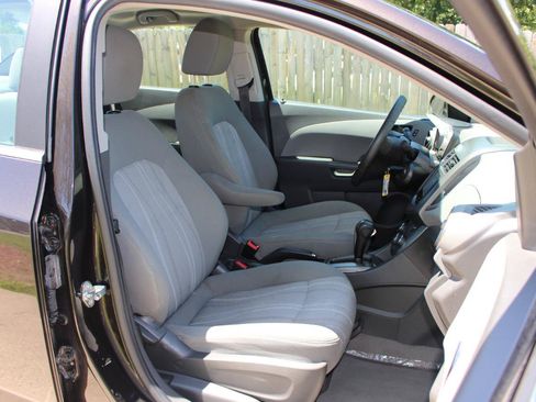 Used 2016 Chevrolet Sonic LT FWD image 36
