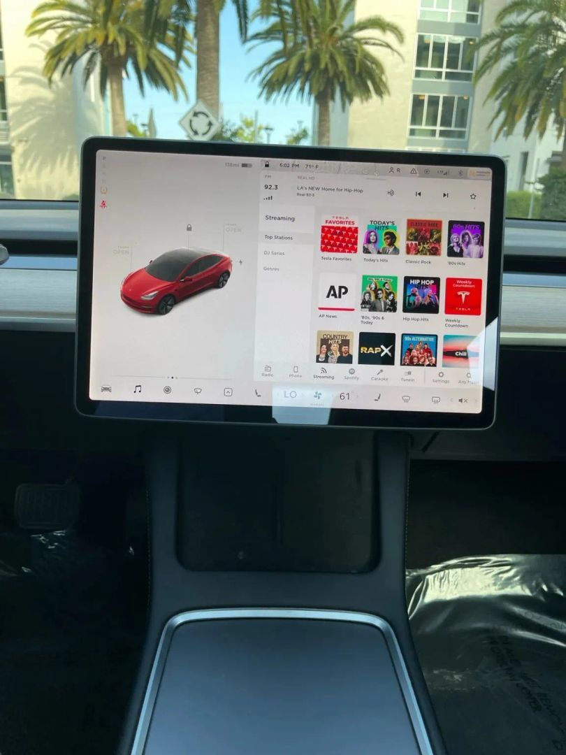 Used 2021 Tesla Model 3 Standard Range Plus RWD image 10