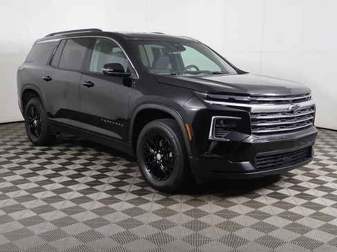 Used 2026 Chevrolet Traverse LT w/ Driver Confidence Package AWD/4WD image 56