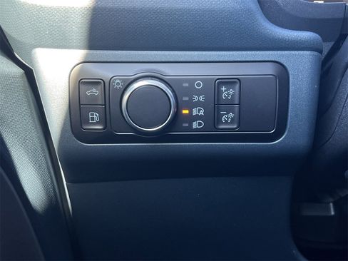 New 2025 Ford Maverick XL image 13