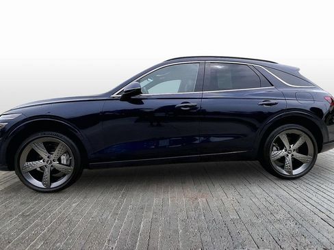 Used 2024 Genesis GV70 2.5T w/ Sport Prestige Package AWD/4WD image 4