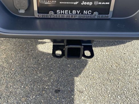 New 2026 Jeep Gladiator Sport AWD/4WD image 10