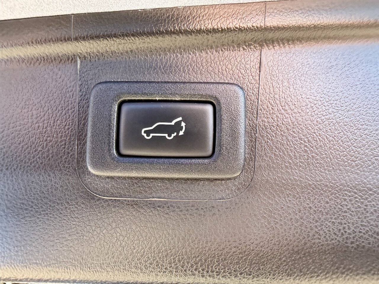 Used 2018 Subaru Outback 2.5i Limited w/ Popular Package #2 AWD/4WD image 23