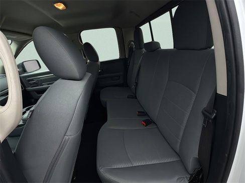Used 2016 RAM 1500 Classic SLT image 11