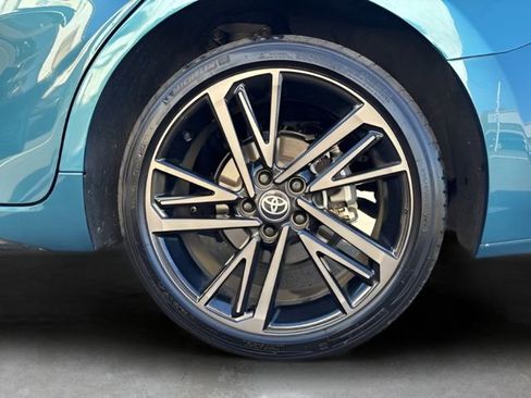 Used 2025 Toyota Camry XSE FWD image 35