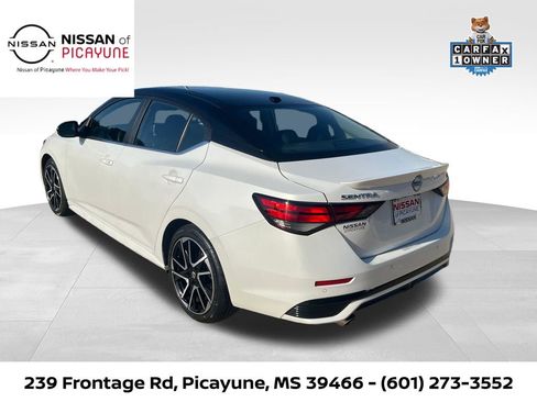 Certified 2025 Nissan Sentra SR FWD image 3
