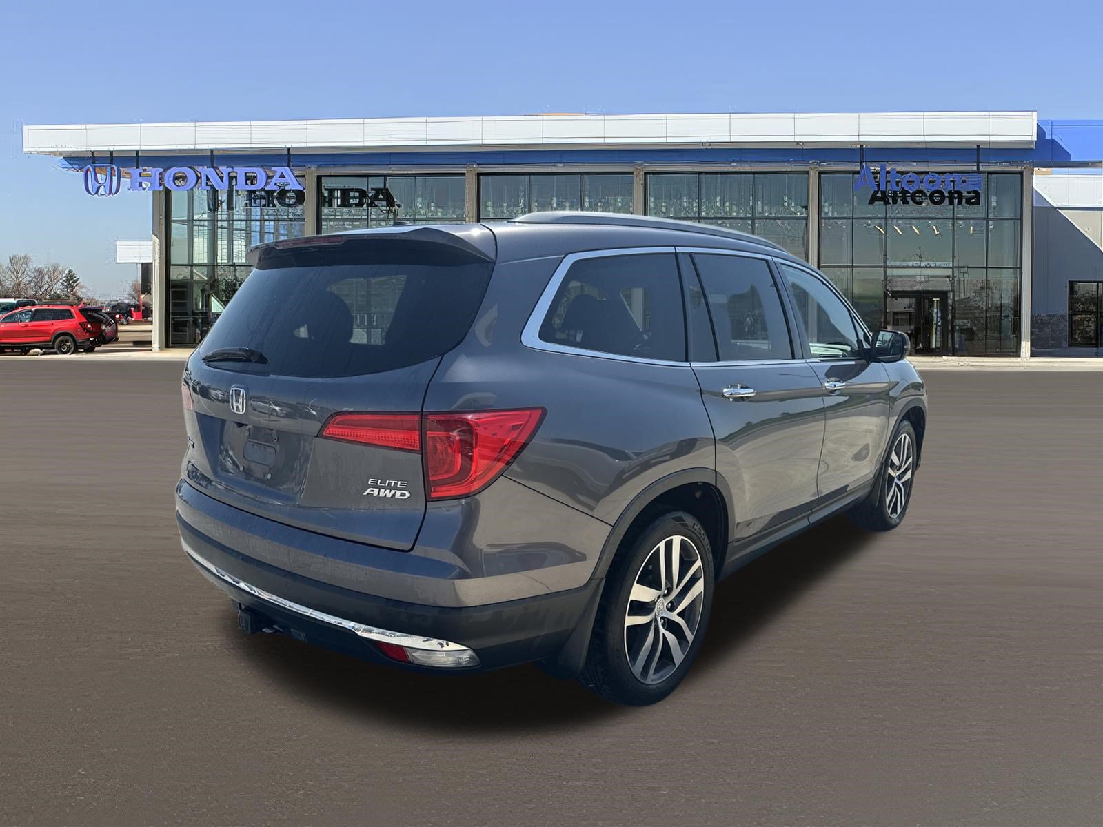 Used 2017 Honda Pilot Elite image 4
