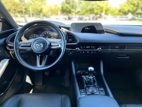 Used 2022 MAZDA MAZDA3 s FWD image 17