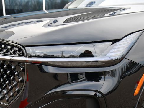 New 2026 Lincoln Nautilus Reserve AWD/4WD image 41