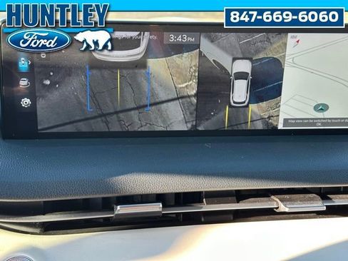 Used 2024 Genesis Electrified GV70 Advanced image 25