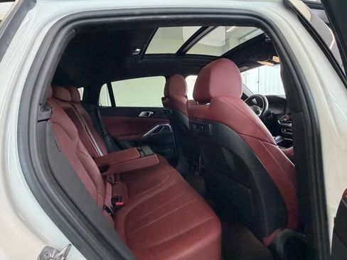 Used 2022 BMW X6 xDrive40i w/ M Sport Package AWD/4WD image 12