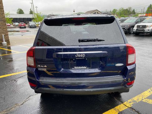 Used 2014 Jeep Compass Latitude AWD/4WD image 12