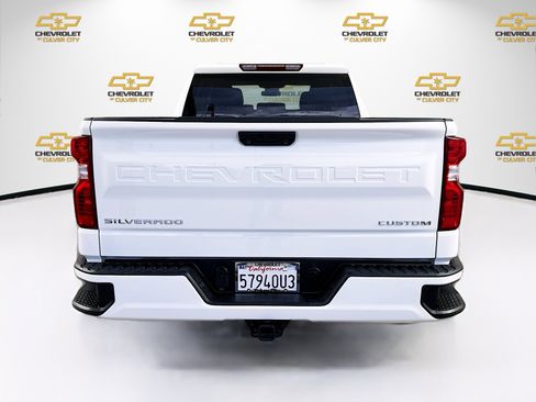 Used 2023 Chevrolet Silverado 1500 Custom image 6