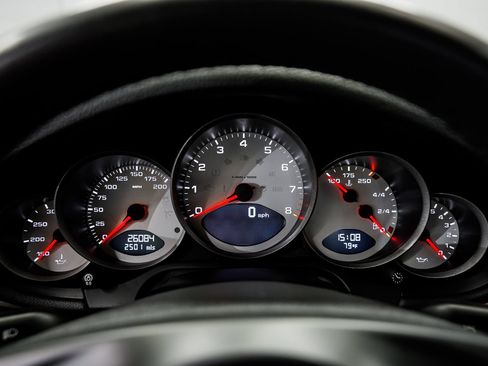 Used 2011 Porsche 911 Carrera S RWD image 11