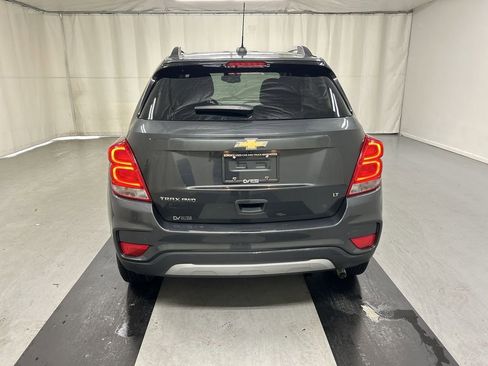 Used 2017 Chevrolet Trax LT w/ LT Convenience Package AWD/4WD image 20