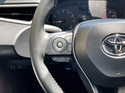 Certified 2025 Toyota Corolla SE FWD image 24