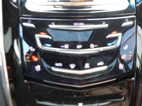 Used 2017 Cadillac Escalade Premium Luxury image 19