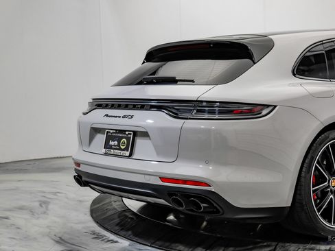 Used 2023 Porsche Panamera GTS AWD/4WD image 18