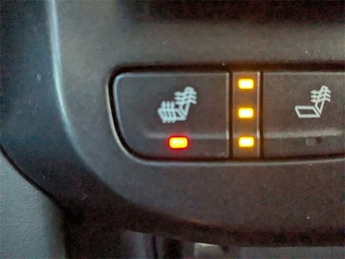 Used 2015 Chevrolet Colorado Z71 image 22