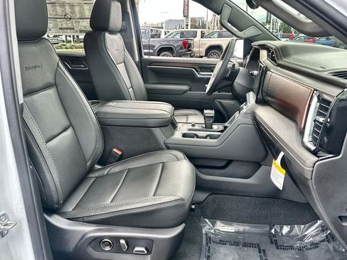 New 2026 GMC Sierra 1500 Denali w/ Denali Reserve Package image 29