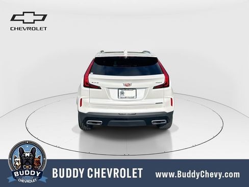 Used 2024 Cadillac XT4 Premium Luxury FWD image 7