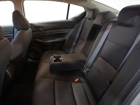 Used 2024 Nissan Altima 2.5 SV image 16