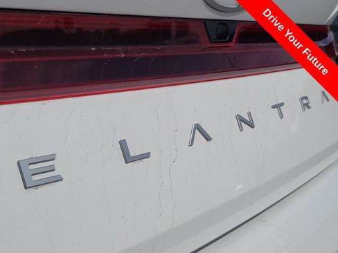 Used 2025 Hyundai Elantra Sport FWD image 23
