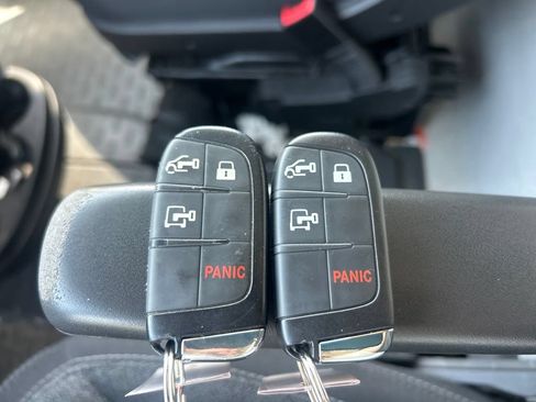 Used 2023 RAM ProMaster 1500 FWD image 14