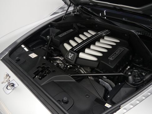 Used 2013 Rolls-Royce Ghost RWD image 43